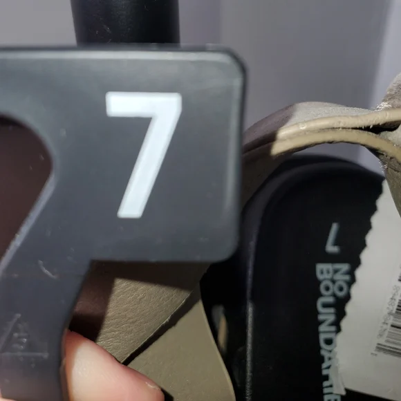 No Boundaries Tan Strappy Sandals - Picture 3 of 4